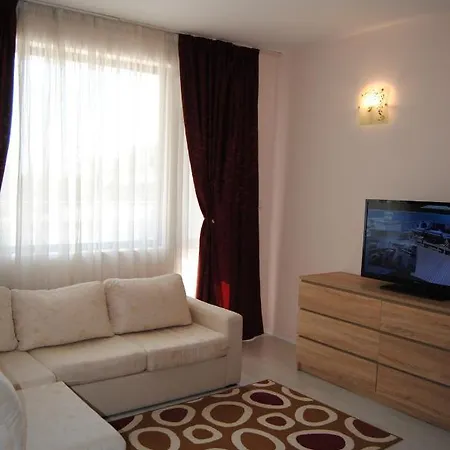 Yalta Studio * Golden Sands