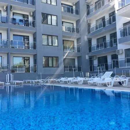 Yalta Studio Apartment Golden Sands